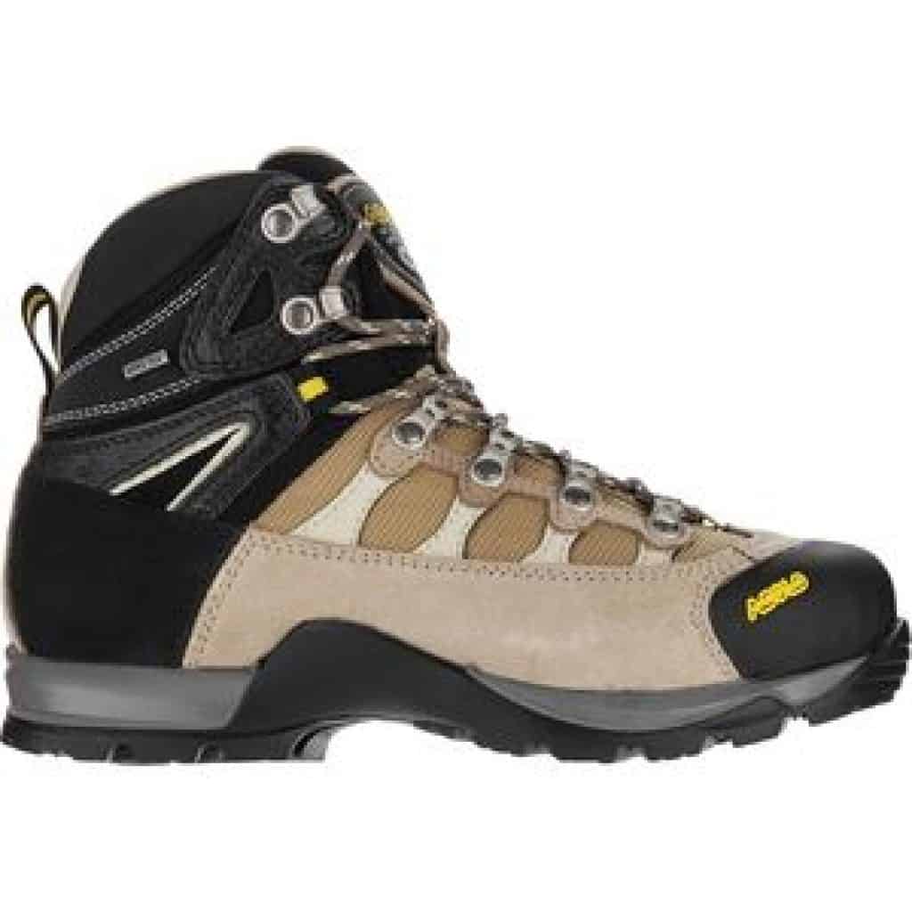 What Hiking Shoes and Boots Should I Wear on Kilimanjaro?
